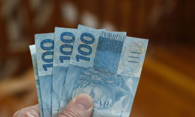Renda do brasileiro dispara com os benefícios sociais